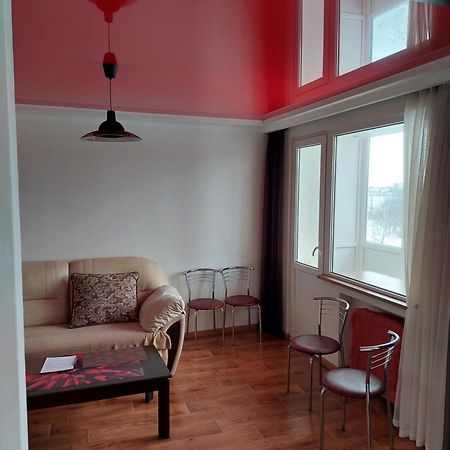 Apartment On Pribuzhskaya 2 Khmelʼnytsʼkyy Esterno foto