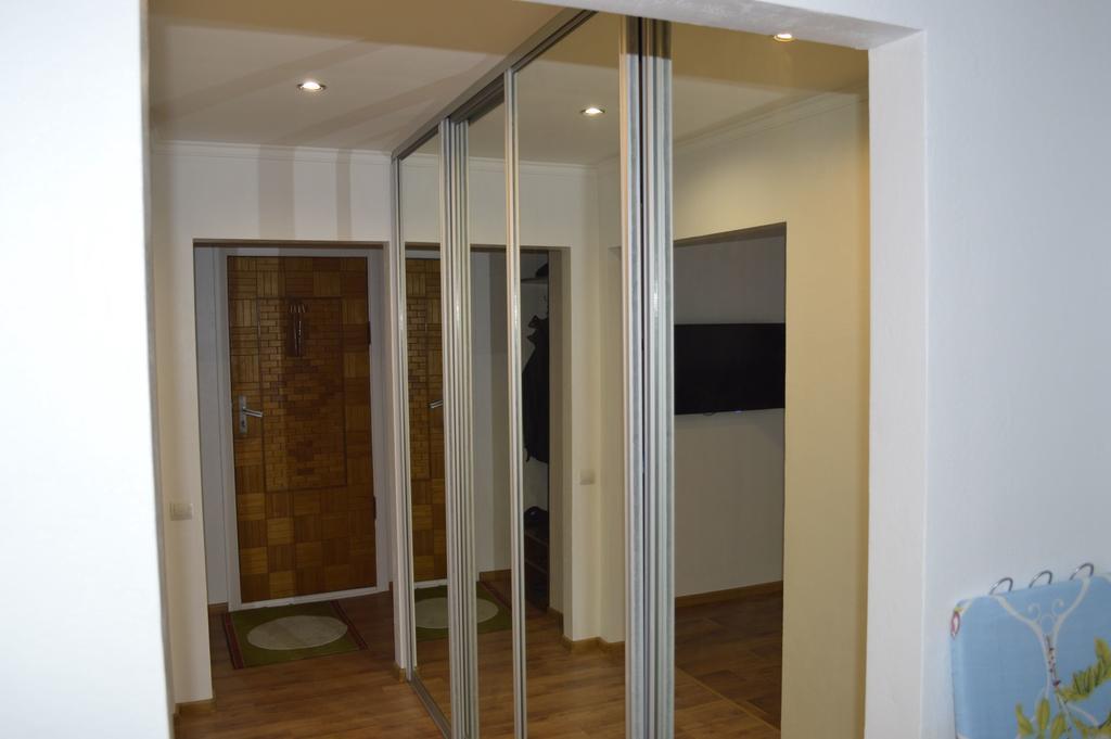 Apartment On Pribuzhskaya 2 Khmelʼnytsʼkyy Esterno foto